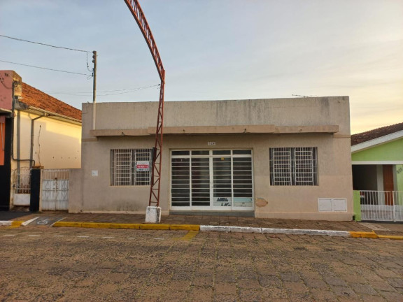 Imóvel Comercial à Venda, 106 m² em Centro - Getulina