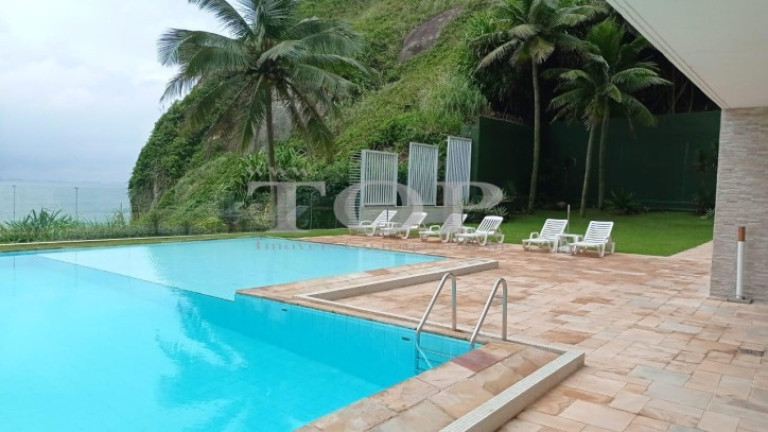 Apartamento com 3 Quartos para Alugar, 152 m² em Jardim Astúrias - Guarujá