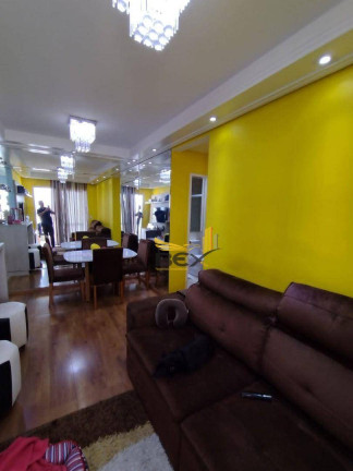 Imagem Apartamento com 2 Quartos à Venda, 76 m² em Jardim Tupanci - Barueri