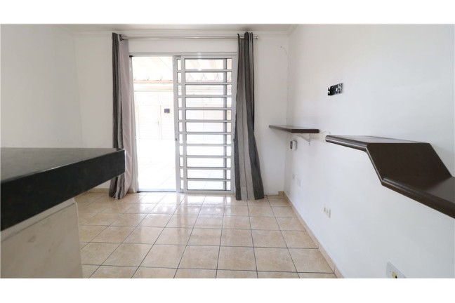Imagem Casa com 2 Quartos à Venda,  em Campo Limpo - São Paulo