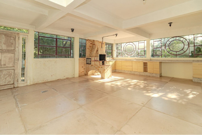 Casa com 4 Quartos à Venda, 278 m² em Teresópolis - Porto Alegre