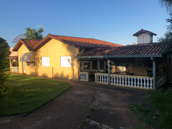 Imagem Imóvel com 3 Quartos à Venda, 350 m² em Bom Retiro Da Esperança - Angatuba Imagem Imóvel com 3 Quartos à Venda, 350 m² em Bom Retiro Da Esperança - Angatuba