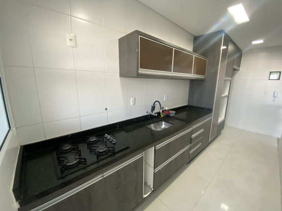Imagem Imóvel com 3 Quartos à Venda, 272 m² em Ocian - Praia Grande Imagem Imóvel com 3 Quartos à Venda, 272 m² em Ocian - Praia Grande