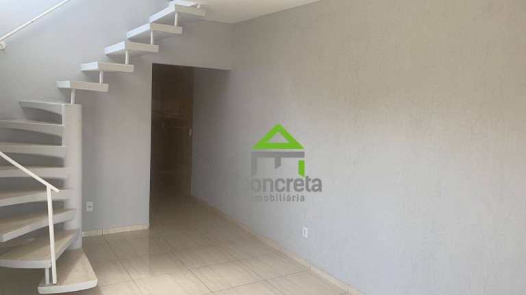 Imagem Casa com 2 Quartos à Venda, 82 m² em Outeiro De Passárgada - Cotia Imagem Casa com 2 Quartos à Venda, 82 m² em Outeiro De Passárgada - Cotia