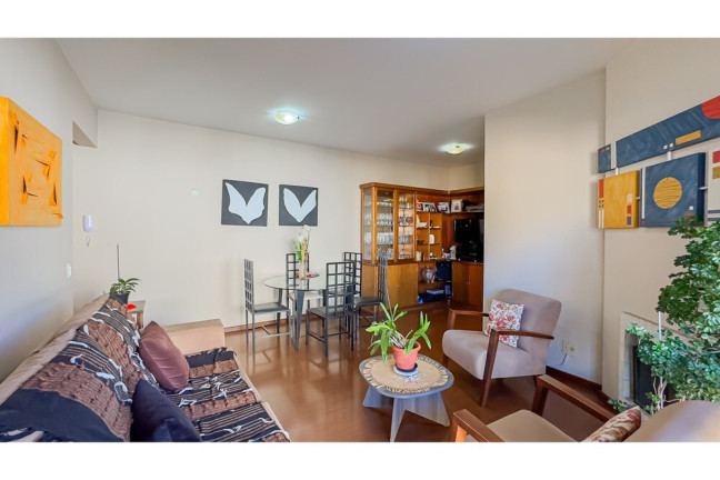 Imagem Imóvel com 3 Quartos à Venda, 121 m² em Auxiliadora - Porto Alegre