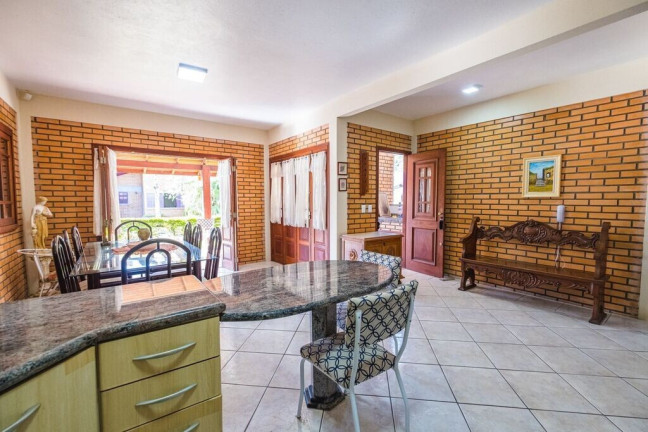 Imagem Casa de Condomínio com 3 Quartos à Venda, 160 m² em Cachoeira Do Bom Jesus - Florianópolis
