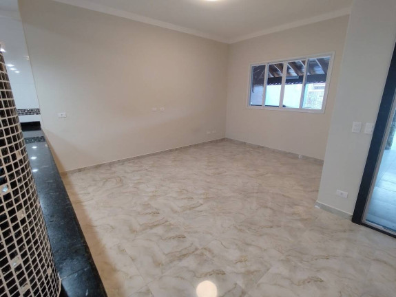 Imagem Casa com 5 Quartos à Venda, 250 m² em Flórida - Praia Grande Imagem Casa com 5 Quartos à Venda, 250 m² em Flórida - Praia Grande
