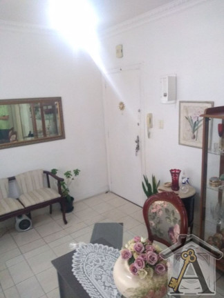 Imagem Apartamento com 2 Quartos à Venda, 70 m² em Gonzaga - Santos Imagem Apartamento com 2 Quartos à Venda, 70 m² em Gonzaga - Santos