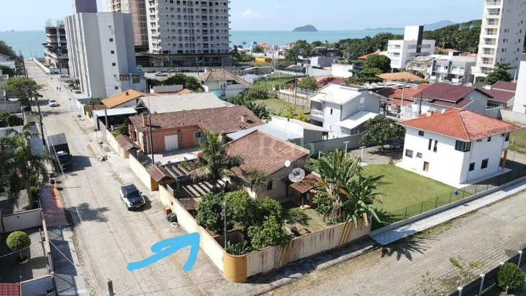 Imagem Casa com 3 Quartos à Venda, 120 m² em Centro - Balneário Piçarras