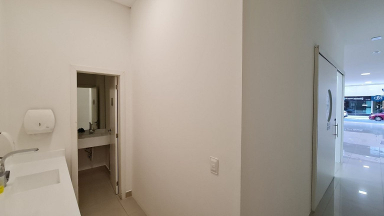 Imagem Imóvel Comercial à Venda, 109 m² em Centro - Balneário Camboriú Imagem Imóvel Comercial à Venda, 109 m² em Centro - Balneário Camboriú