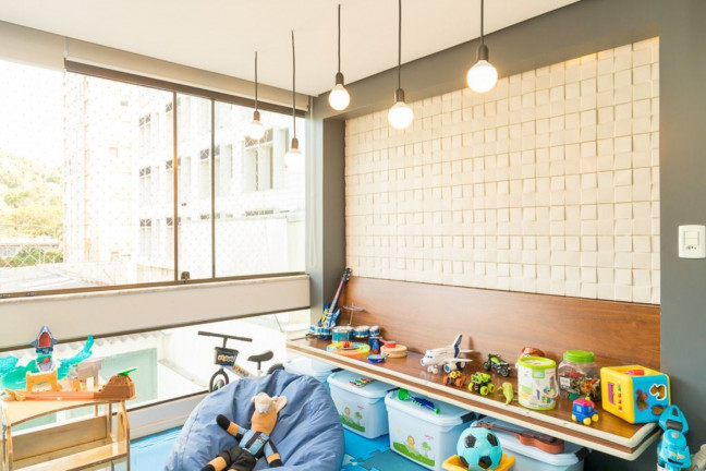 Imagem Imóvel com 3 Quartos à Venda, 89 m² em Menino Deus - Porto Alegre Imagem Imóvel com 3 Quartos à Venda, 89 m² em Menino Deus - Porto Alegre