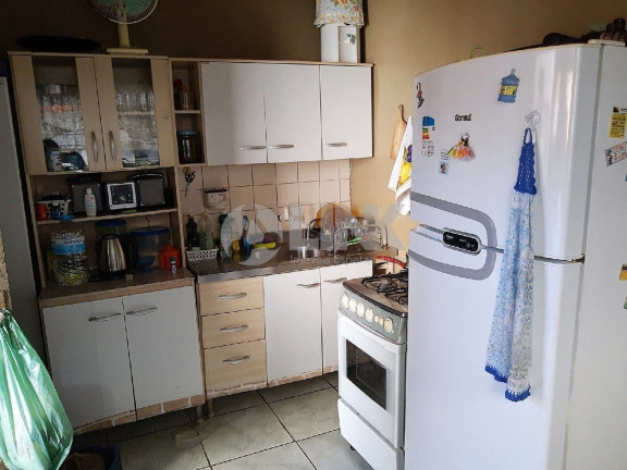 Imagem Casa com 3 Quartos à Venda, 140 m² em Santana - Porto Alegre