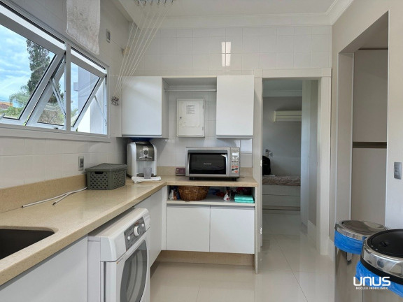 Imagem Casa com 5 Quartos à Venda, 600 m² em Jurerê Internacional - Florianópolis Imagem Casa com 5 Quartos à Venda, 600 m² em Jurerê Internacional - Florianópolis