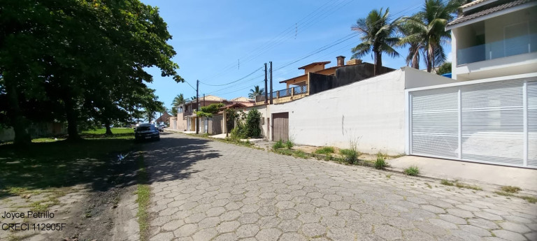 Imagem Sobrado com 3 Quartos à Venda,  em Sambura - Peruíbe