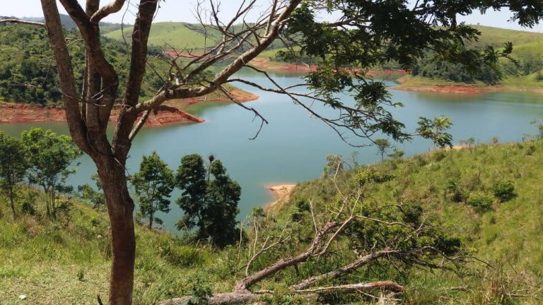 Imagem Chácara à Venda, 30 m² em Tapanhão - Jambeiro Imagem Chácara à Venda, 30 m² em Tapanhão - Jambeiro