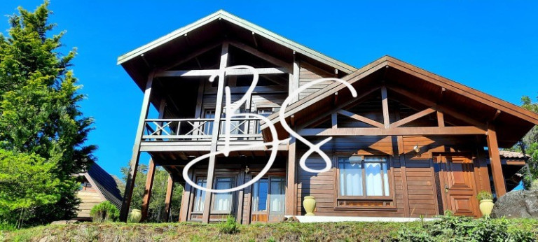 Casa com 2 Quartos à Venda,  em Condomínio Saint Moritz - Gramado