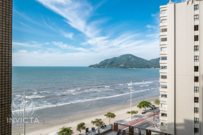 Imagem Apartamento com 3 Quartos à Venda, 134 m² em Centro - Balneário Camboriú Imagem Apartamento com 3 Quartos à Venda, 134 m² em Centro - Balneário Camboriú
