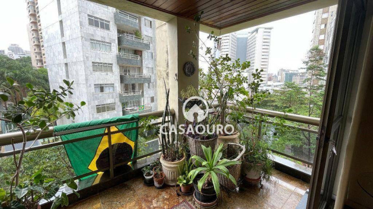 Imagem Apartamento com 4 Quartos à Venda, 141 m² em Serra - Belo Horizonte Imagem Apartamento com 4 Quartos à Venda, 141 m² em Serra - Belo Horizonte
