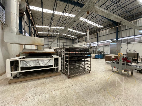 Imóvel Comercial à Venda, 1.400 m² em Vila Lucia - São Paulo