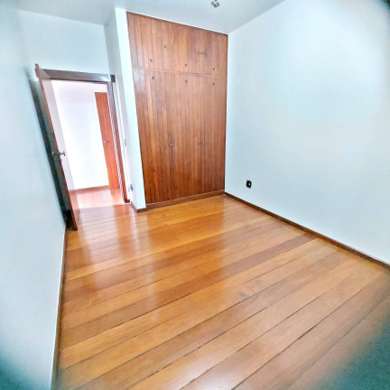 Imagem Casa com 3 Quartos à Venda, 700 m² em Ouro Preto - Belo Horizonte Imagem Casa com 3 Quartos à Venda, 700 m² em Ouro Preto - Belo Horizonte