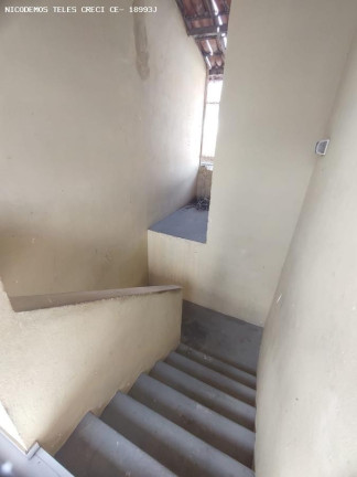 Imagem Apartamento com 2 Quartos à Venda, 52 m² em Araturi - Caucaia