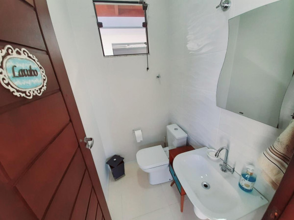 Imagem Sobrado com 3 Quartos à Venda, 284 m² em Centro - Balneário Piçarras
