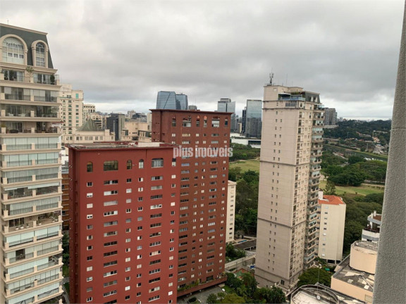 Imagem Apartamento com 3 Quartos à Venda, 268 m² em Itaim Bibi - São Paulo Imagem Apartamento com 3 Quartos à Venda, 268 m² em Itaim Bibi - São Paulo