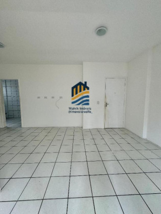 Imagem Apartamento com 2 Quartos à Venda, 62 m² em Aflitos - Recife