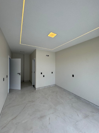 Imagem Casa com 4 Quartos à Venda, 260 m² em Novo Aleixo - Manaus Imagem Casa com 4 Quartos à Venda, 260 m² em Novo Aleixo - Manaus