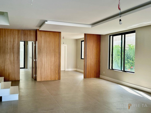 Imagem Casa de Condomínio com 4 Quartos à Venda, 500 m² em Barra Da Tijuca - Rio De Janeiro Imagem Casa de Condomínio com 4 Quartos à Venda, 500 m² em Barra Da Tijuca - Rio De Janeiro