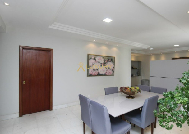 Imagem Imóvel com 4 Quartos à Venda, 394 m² em Serra - Belo Horizonte