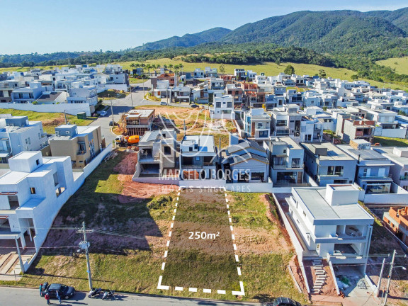 Terreno em Condomínio à Venda, 250 m² em Jardim Ermida Ii - Jundiaí