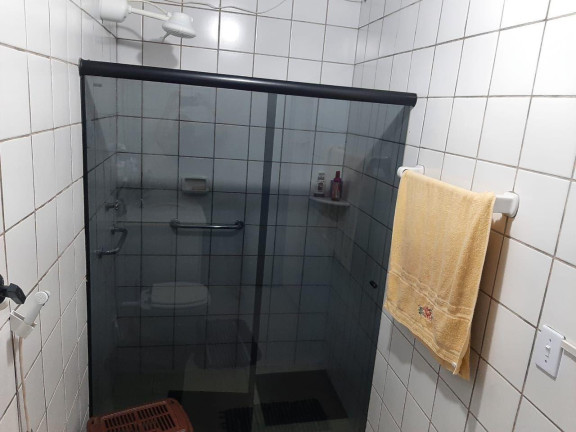 Imagem Casa com 3 Quartos à Venda, 220 m² em Engenho Do Meio - Recife Imagem Casa com 3 Quartos à Venda, 220 m² em Engenho Do Meio - Recife