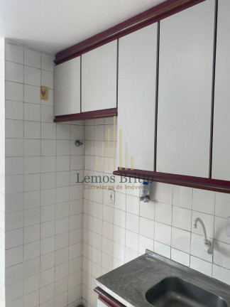 Imagem Imóvel com 3 Quartos à Venda, 68 m² em Acupe De Brotas - Salvador