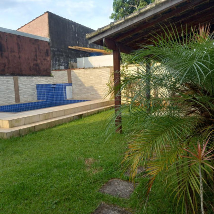 Casa com 3 Quartos à Venda, 216 m² em Bopiranga - Itanhaém