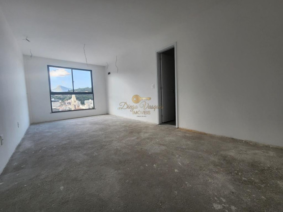 Imagem Apartamento com 3 Quartos à Venda, 158 m² em Várzea - Teresópolis
