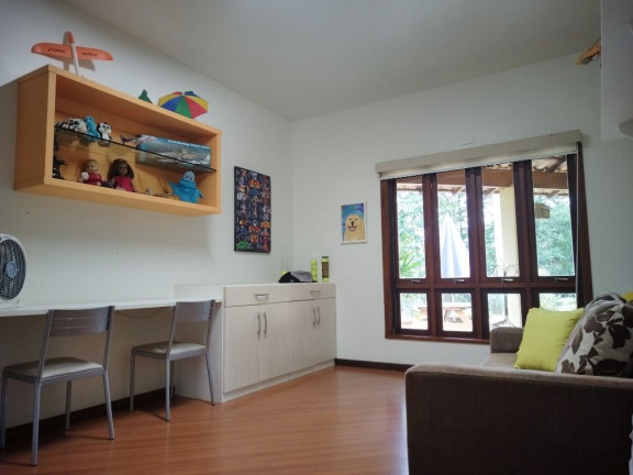 Imagem Casa com 3 Quartos à Venda, 350 m² em Vargem Grande - Teresópolis Imagem Casa com 3 Quartos à Venda, 350 m² em Vargem Grande - Teresópolis