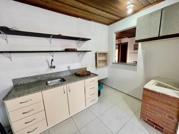 Imagem Casa com 3 Quartos à Venda, 110 m² em Centro - Xangri-lá