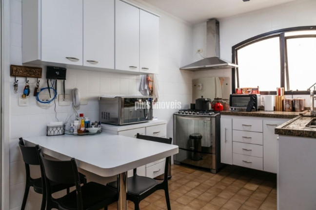 Imagem Apartamento com 4 Quartos à Venda, 180 m² em Moema - São Paulo Imagem Apartamento com 4 Quartos à Venda, 180 m² em Moema - São Paulo