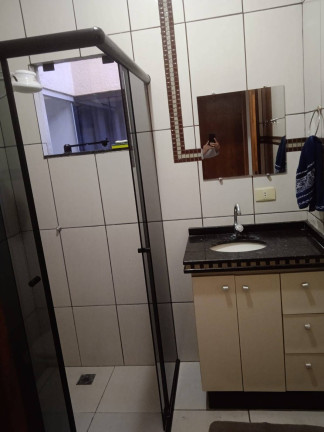 Imagem Casa com 3 Quartos à Venda, em Petropolis - Arapongas Imagem Casa com 3 Quartos à Venda, em Petropolis - Arapongas