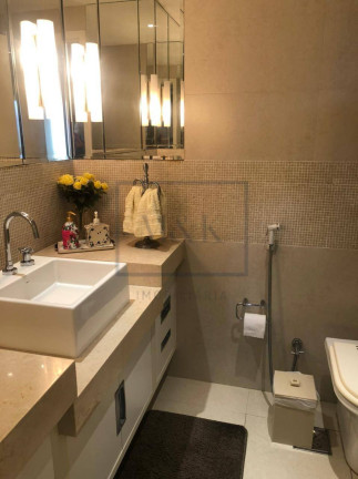 Imagem Apartamento com 3 Quartos à Venda, 241 m² em Barra Da Tijuca - Rio De Janeiro
