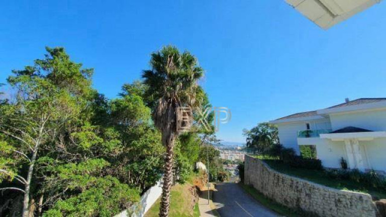Imagem Casa com 4 Quartos à Venda, 400 m² em Córrego Grande - Florianópolis
