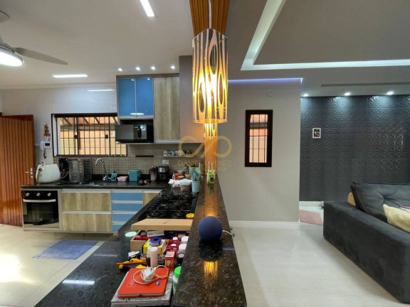 Imagem Sobrado com 3 Quartos à Venda, 172 m² em Guilhermina - Praia Grande Imagem Sobrado com 3 Quartos à Venda, 172 m² em Guilhermina - Praia Grande