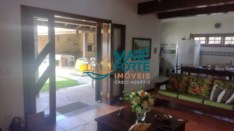 Imagem Casa de Condomínio com 4 Quartos à Venda, 241 m² em Horto Florestal - Ubatuba Imagem Casa de Condomínio com 4 Quartos à Venda, 241 m² em Horto Florestal - Ubatuba