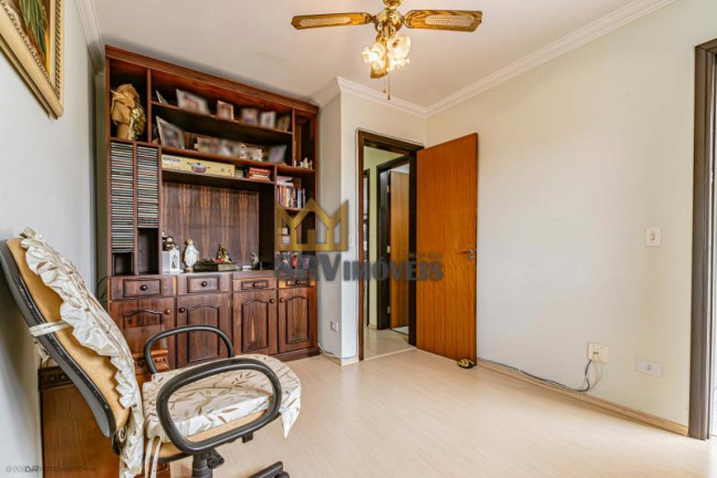 Imagem Sobrado com 2 Quartos à Venda, 201 m² em Boa Vista - Curitiba