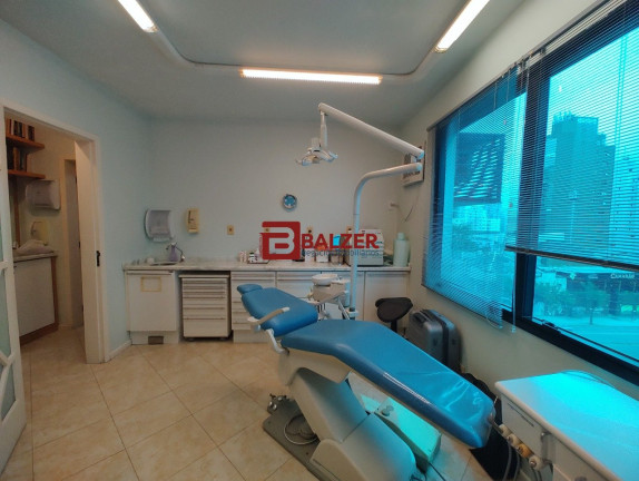 Imagem Sala Comercial à Venda, 34 m² em Centro - Florianópolis Imagem Sala Comercial à Venda, 34 m² em Centro - Florianópolis