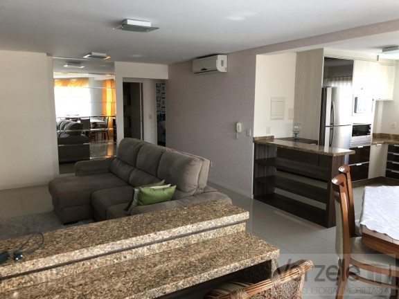 Imagem Apartamento com 3 Quartos à Venda, 143 m² em Centro