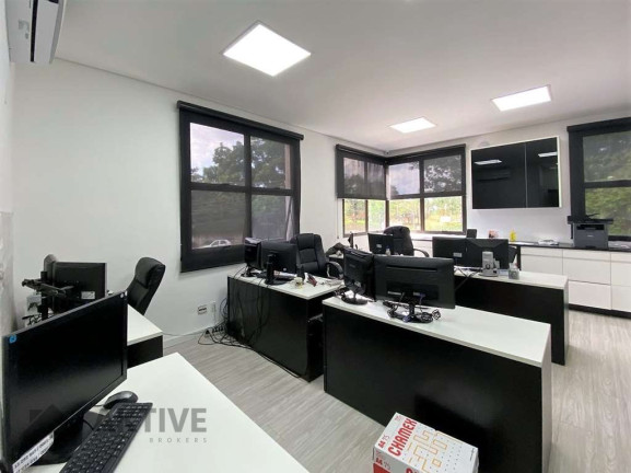 Imagem Imóvel Comercial à Venda, 1.166 m² em Granja Viana - Cotia Imagem Imóvel Comercial à Venda, 1.166 m² em Granja Viana - Cotia