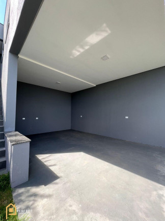 Imagem Casa com 2 Quartos à Venda,  em Residencial Estoril - Taubaté