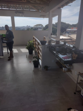 Imagem Casa com 3 Quartos à Venda, 180 m² em Chácara Novo Horizonte - Contagem
